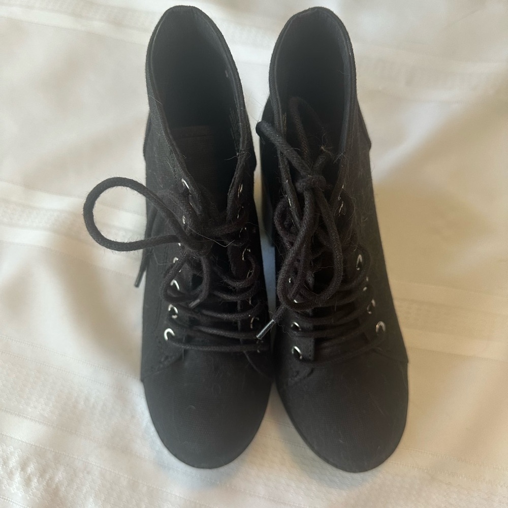 Cute Chunky Lace Up Ankle Boots